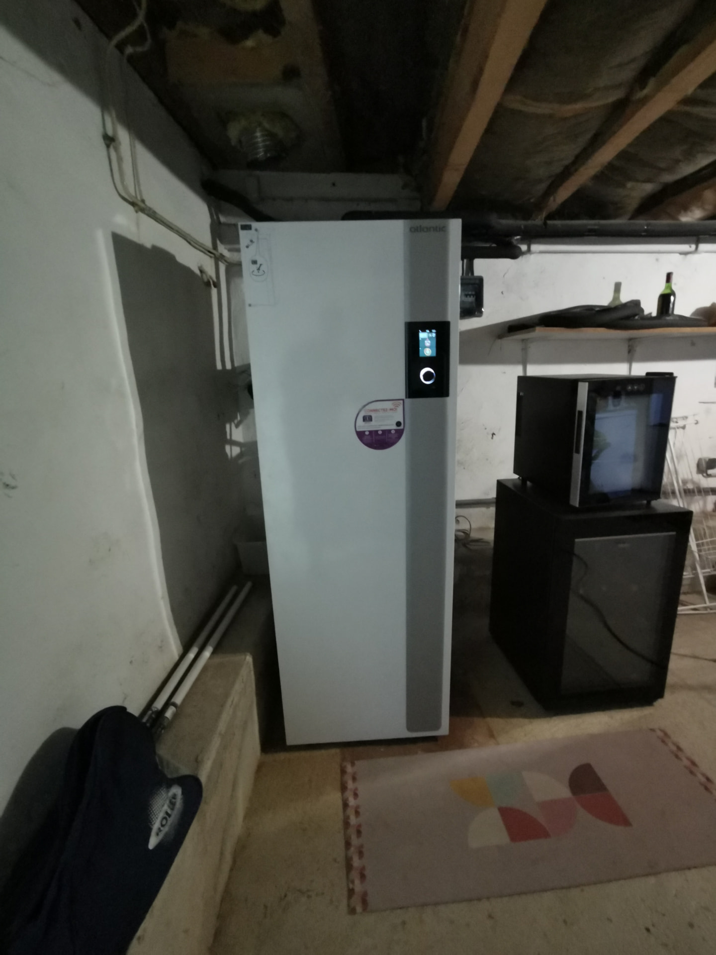 Intervention à l'intérieur d'une maison en rénovation